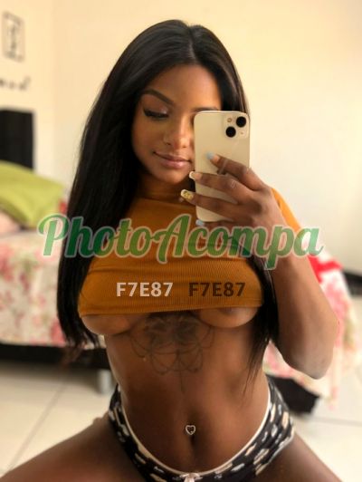 Day, garota de programa em Copacabana (RJ)