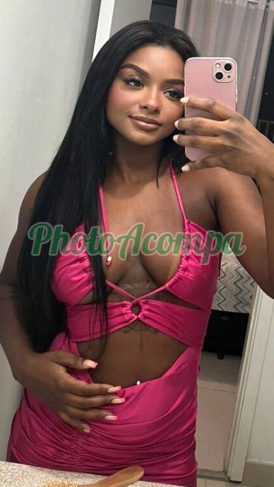 Day, garota de programa em Copacabana (RJ)