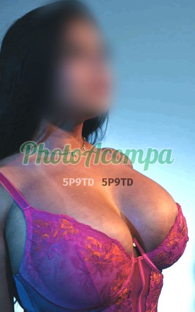 Luiza Pavão, garota de programa em São José dos Campos
