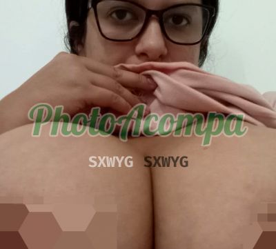 Bruna Peituda, mulher que faz videochamadas e sexting