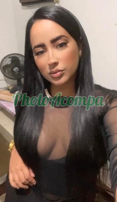 Camila Prado, garota de programa em Niterói