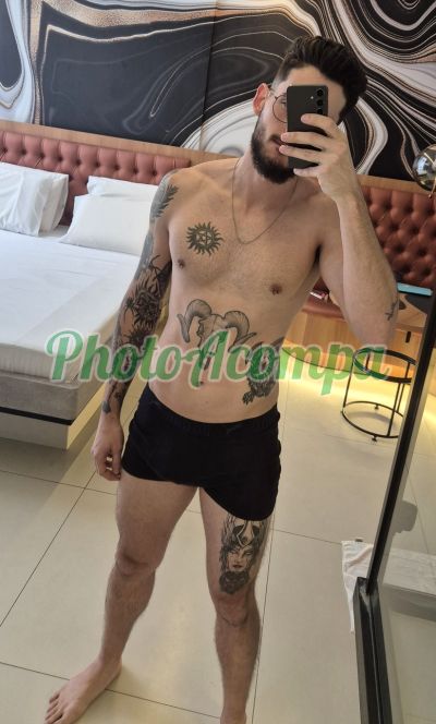 Leo (11) 96320-0910, Garoto de programa em São Paulo