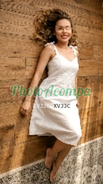 Júlia (15) 98806-9441, massagista em São José dos Campos