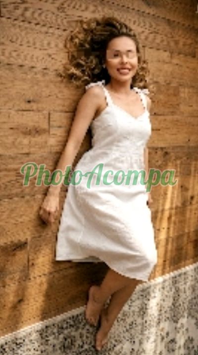 Júlia (15) 98806-9441, massagista em São José dos Campos
