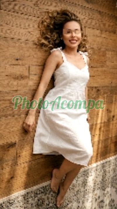 Júlia (15) 98806-9441, massagista em São José dos Campos