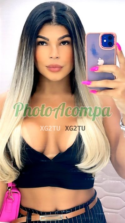Larissa Campos, travesti em Copacabana (RJ)