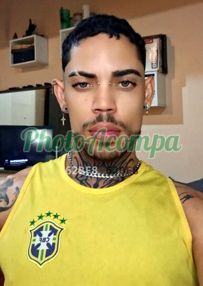 Salastiell Messias, homem que faz massagens eróticas em Brasília