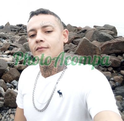 Júnior, garoto de programa em Nova Friburgo