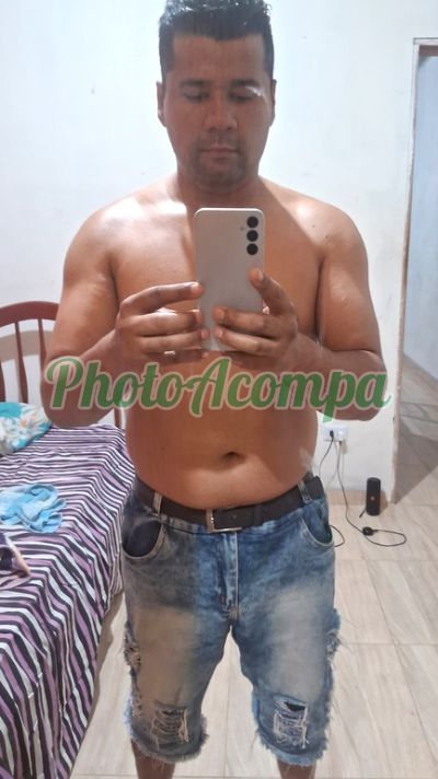Oliveira, garoto de programa em Tatuí