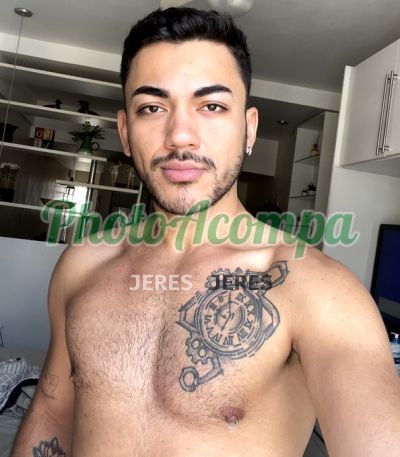 Felipe, garoto de programa em Copacabana (RJ)