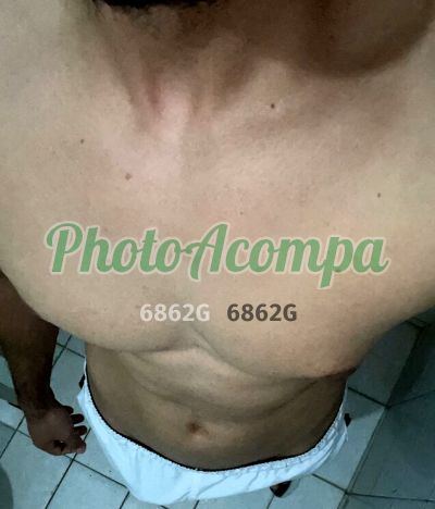 Renato, homem que faz massagens eróticas em Belo Horizonte