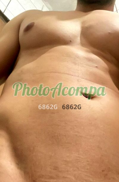 Renato, homem que faz massagens eróticas em Belo Horizonte