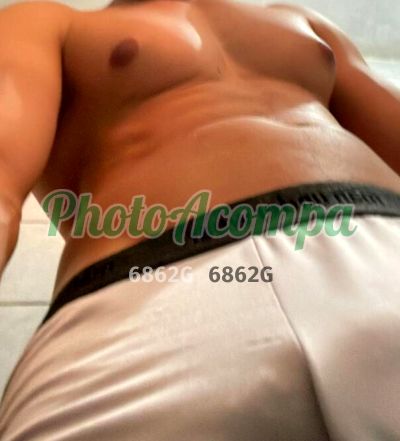 Renato, homem que faz massagens eróticas em Belo Horizonte