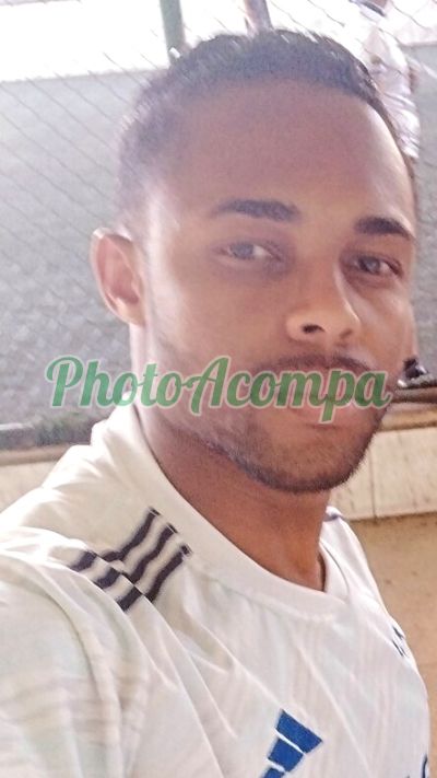 Michael, Garoto de programa em Ribeirão das Neves