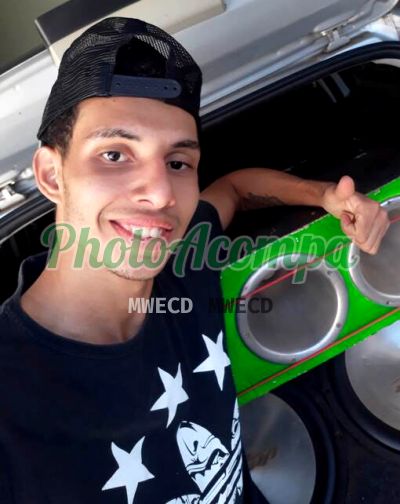 Walker, garoto de programa em Mococa