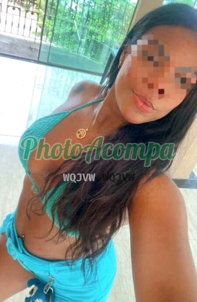 Melzinha, mulher que faz videochamadas e sexting