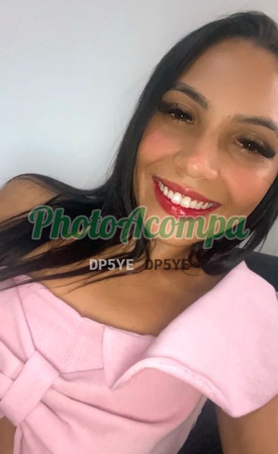 Lorraine, mulher que faz massagens eróticas em Praia Grande
