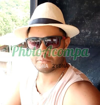 Marcos, garoto de programa em Jacarepaguá (RJ)