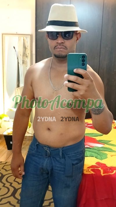 Marcos, garoto de programa em Jacarepaguá (RJ)