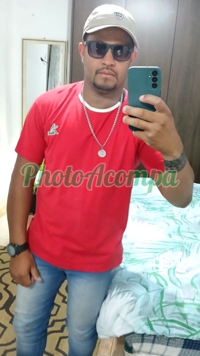Marcos, garoto de programa em Jacarepaguá (RJ)
