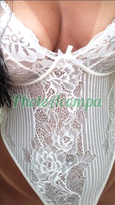 Bebel (79) 99819-8627, escort em Santos