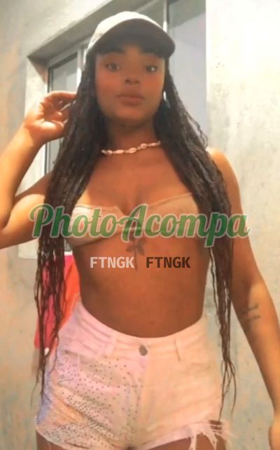 Isis, acompanhante no Guarujá