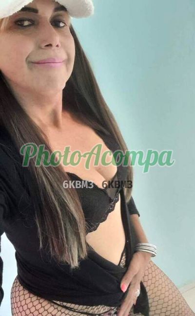 Fabiane Albuquerque, transex na Zona Norte (SP)