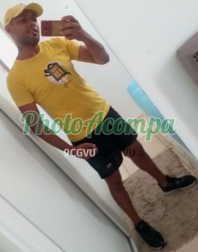 Robert, garoto de programa em Franca
