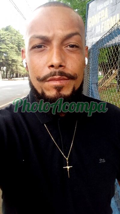 Robert, Garoto de programa em Franca
