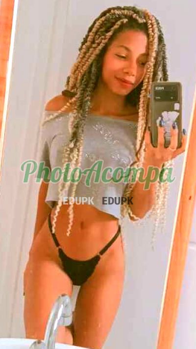 Chocolatinhoby, mulher que faz videochamadas e sexting