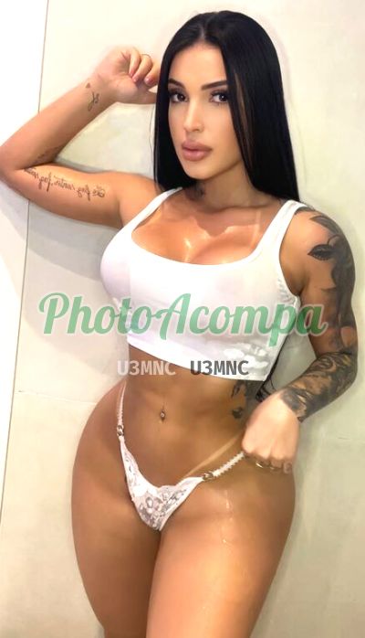 Mirella Delicia, mulher que faz videochamadas e sexting
