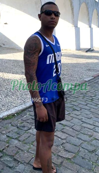 Rafael, garoto de programa em Copacabana (RJ)