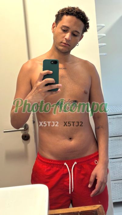 Rani (21) 97612-0305, garoto de programa no Rio de Janeiro