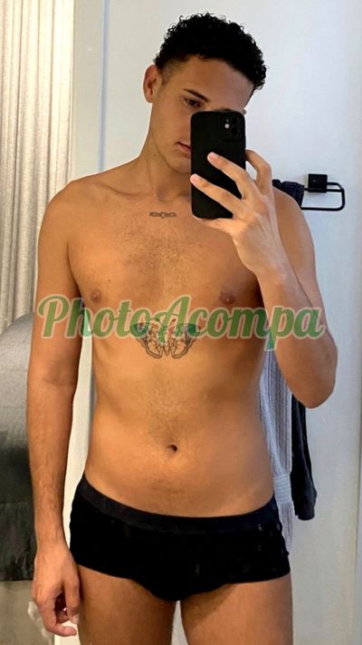 Rani (21) 97612-0305, garoto de programa no Rio de Janeiro