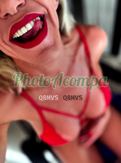 JackSpicy, mulher que faz videochamadas e sexting