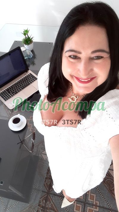 Mel Almirante T (41) 99717-9942, mulher que faz massagens eróticas em Curitiba