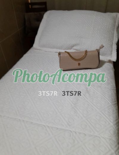 Mel Almirante T (41) 99717-9942, massagista em Curitiba