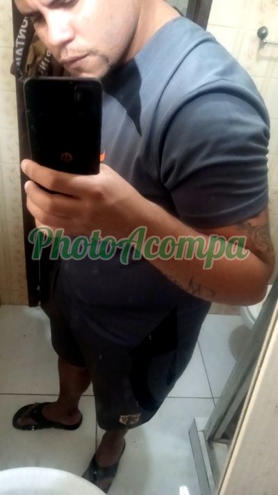 Perez (21) 96999-3632, garoto de programa em Maricá