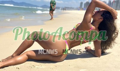 Ayumi, mulher que faz videochamadas e sexting