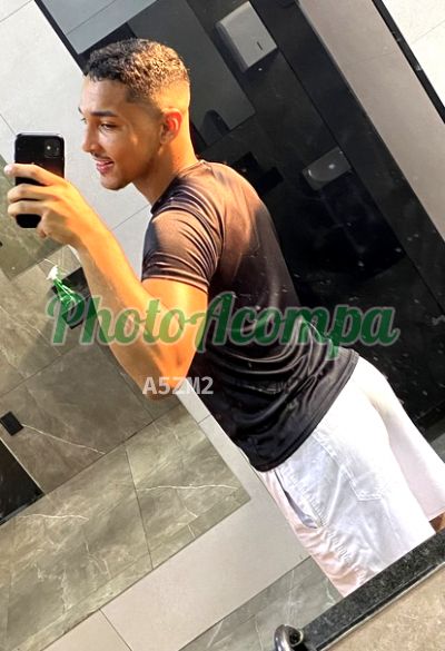 Carlos, garoto de programa em Jardinópolis
