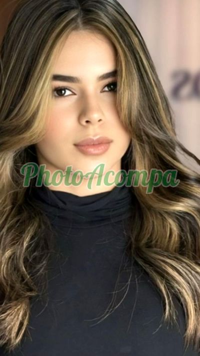 Jana, mulher que faz videochamadas e sexting