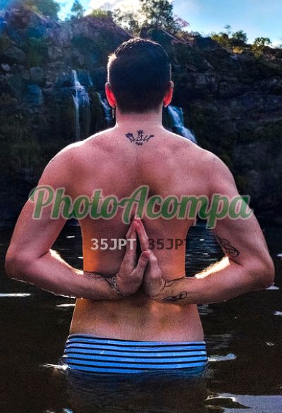 Cley (21) 98445-5428, Homem que faz massagens eróticas na Barra da Tijuca (RJ)