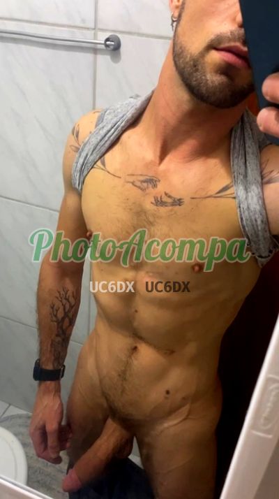 Henrique Fogaça, garoto de programa em Copacabana (RJ)