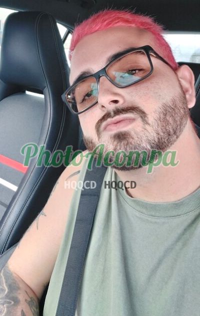 Luffy Saturnino, garoto de programa em Santos
