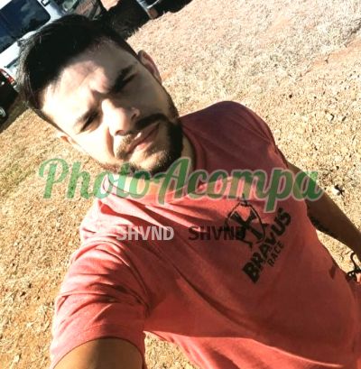 Ariel, homem que faz massagens eróticas na Zona Norte (SP)