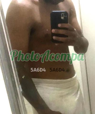 Jones, garoto de programa em Porto Alegre