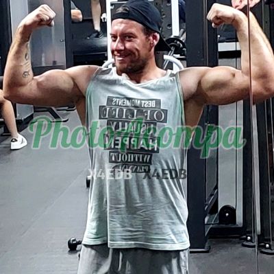 Sérgio, garoto de programa em Blumenau