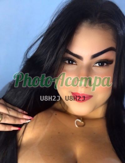 Morena Laany, mulher que faz videochamadas e sexting