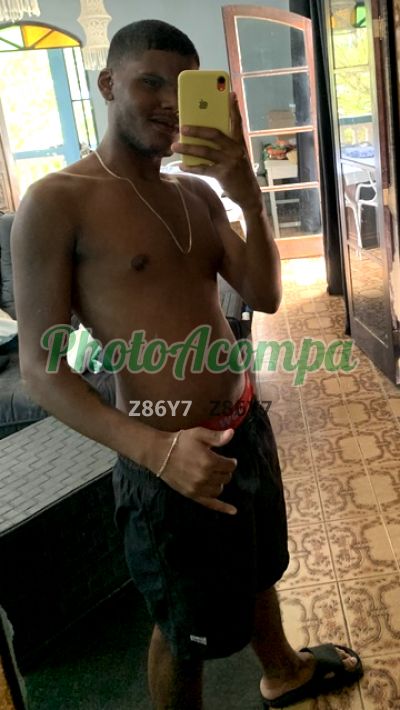Cesar, garoto de programa em São Paulo