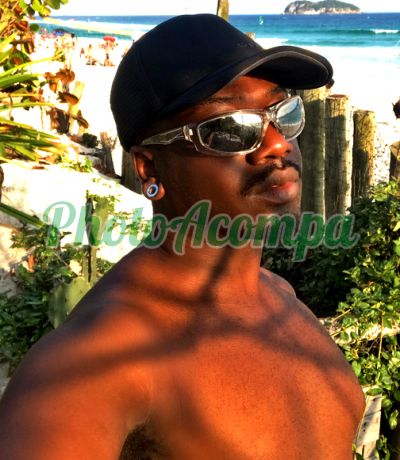 Angolano (21) 96577-0179, garoto de programa no Rio de Janeiro